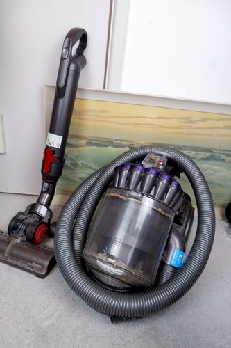 Dyson big ball dc23 - dyson,